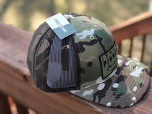 Load image into Gallery viewer, Military Camo Pinnacle Outdoors Hat